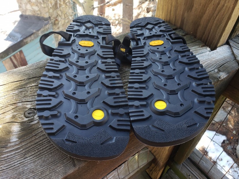 luna oso 2.0 - deep lugs and vulcanized rubber are essential for traction on a wide...