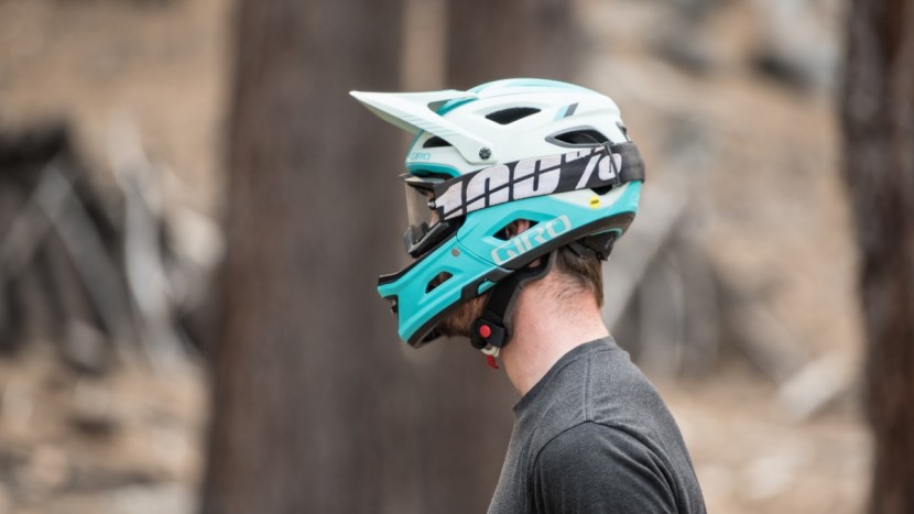 the chin bar sits tight against your chin.