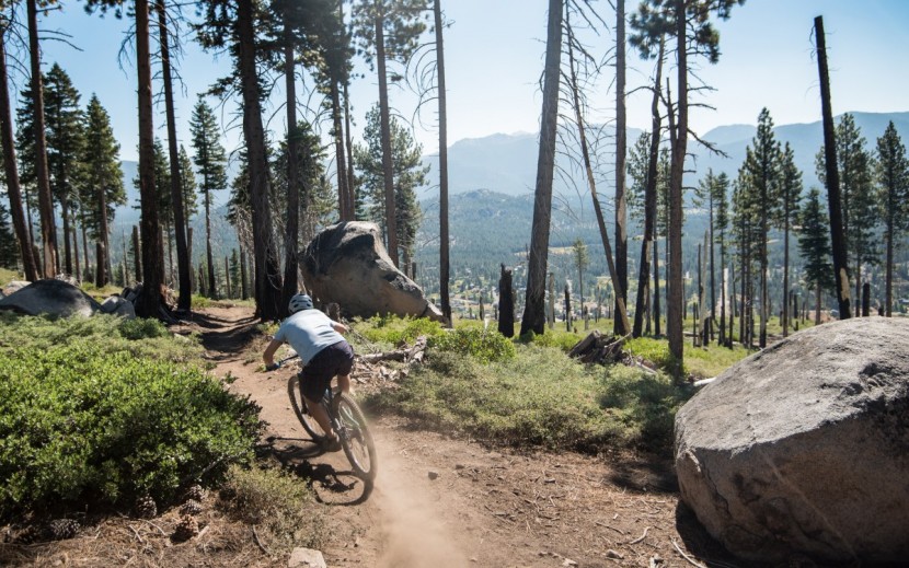 pivot trail 429 race xt