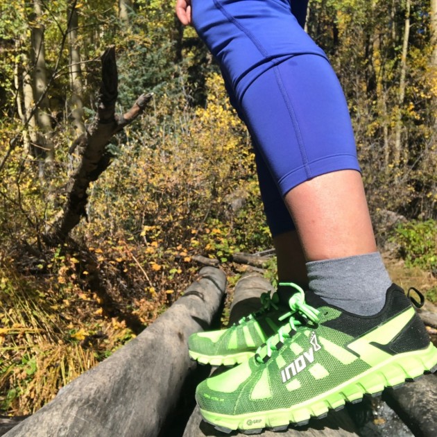 feetures elite max cushion quarter - this ankle-length sock is perfect to wear with a sturdy pair of...