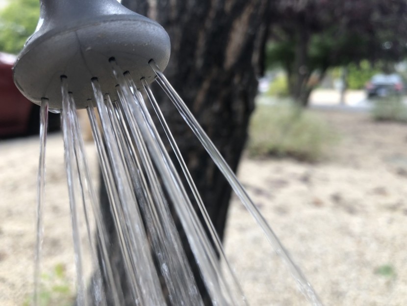 advanced elements summer - the outward angle of this shower head adds coverage to an otherwise...