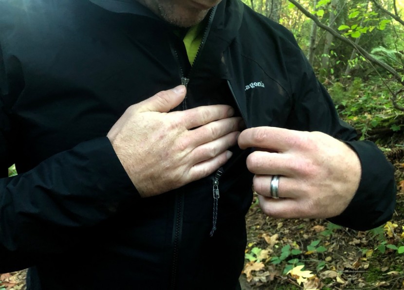 patagonia storm racer - like all the other sub-8oz models, the storm racer only sports one...