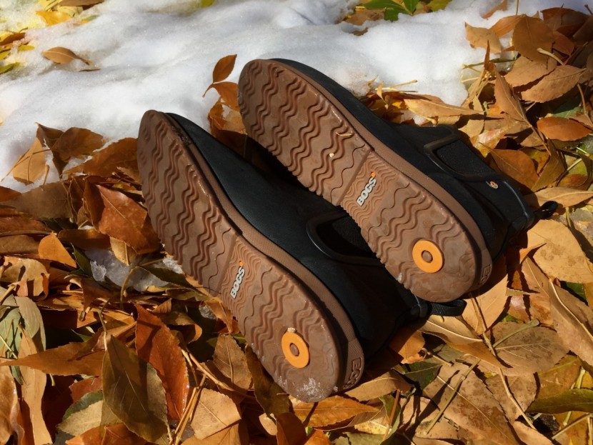 bogs sweetpea - the soles on the sweetpea are more flexible than the bogs north...