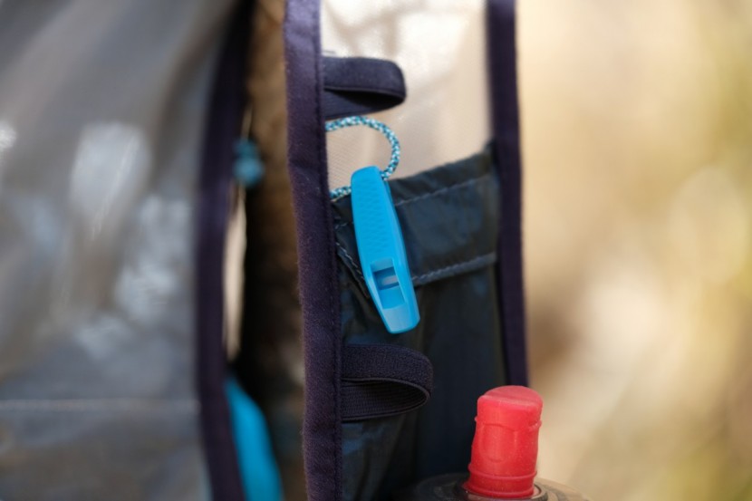 ultimate direction ultra vest 4.0 - the ud ultra vest almost has too many features to include pictures...