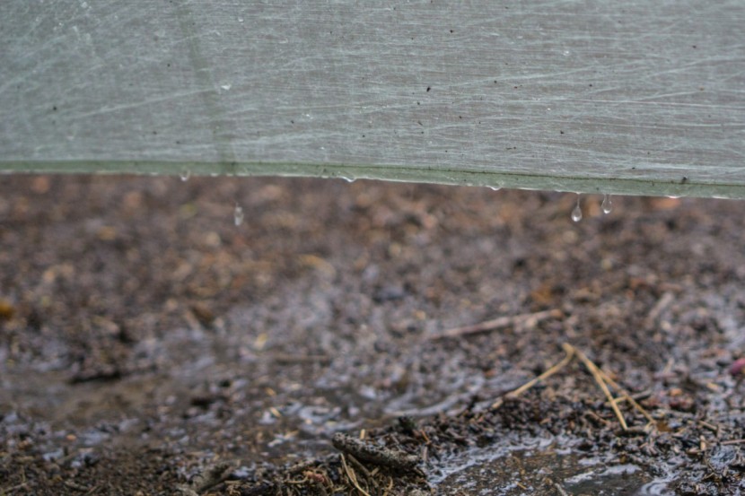 tarptent stratospire li - dyneema is completely waterproof and won&#039;t absorb water or stretch...