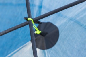 The attachment points utilize a cross-pole design on the exterior...