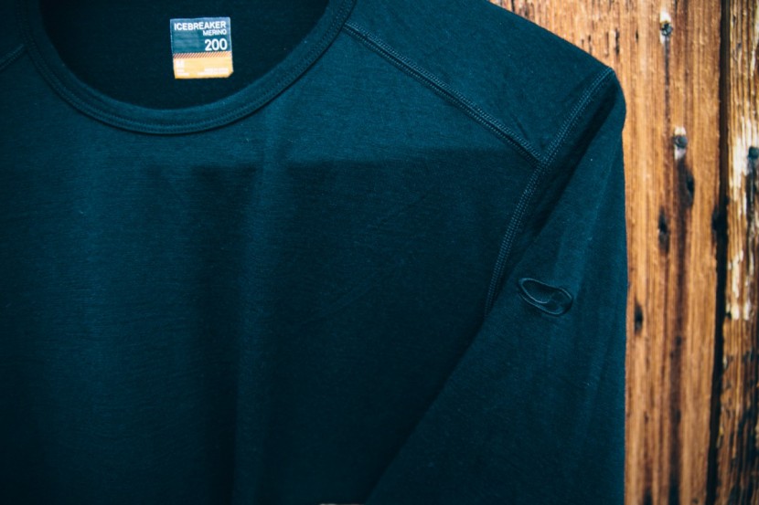 icebreaker 200 oasis - quality craftsmanship and purposeful sewing patterns give this a...