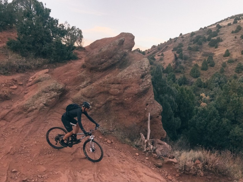 rab merino+ 120 crew - breathing like the lungs of aquaman, this top is perfect for fall...