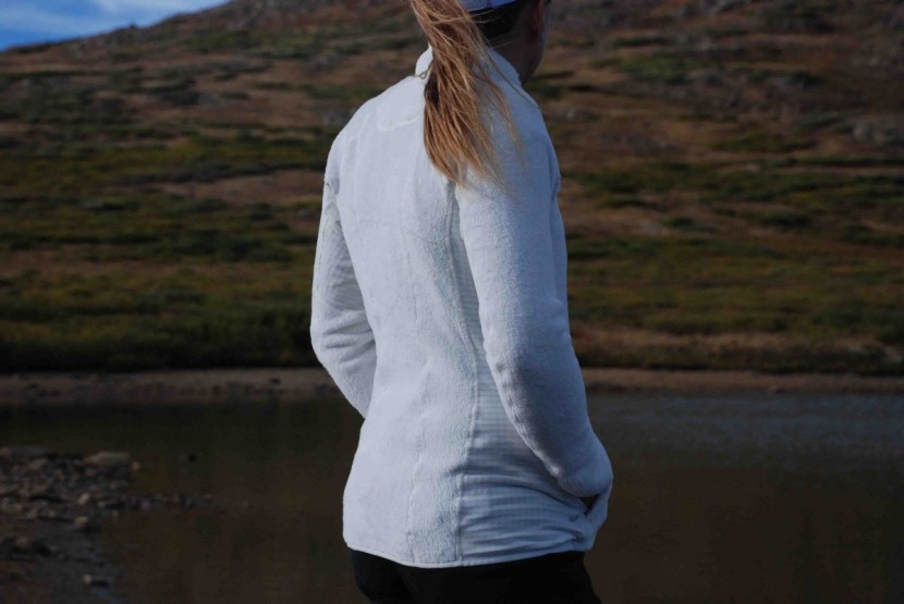 patagonia r2 jacket for women - this slightly technically styled fleece is a great option for cold...