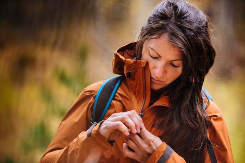 rei co-op drypoint gtx for women - the extra high collar added a slight benefit for extra water...