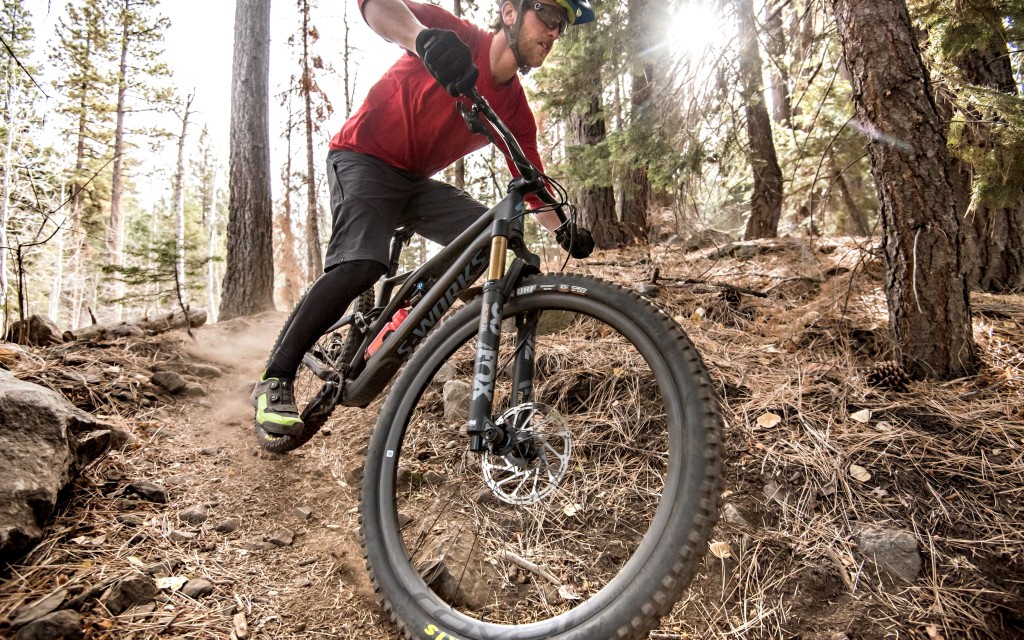 roval traverse carbon wheelset - the traverse carbon wheels have a stiff and sturdy feel on the trail.