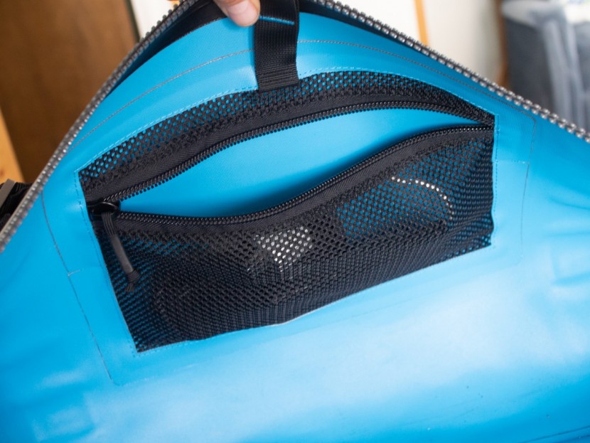 yeti panga 100l - one of two identical internal organizing pockets. otherwise the...