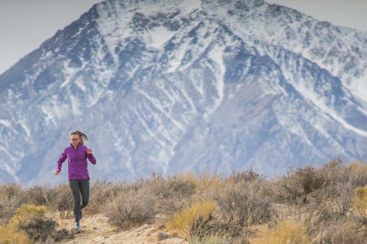 How to Choose the Best Women's Running Jacket