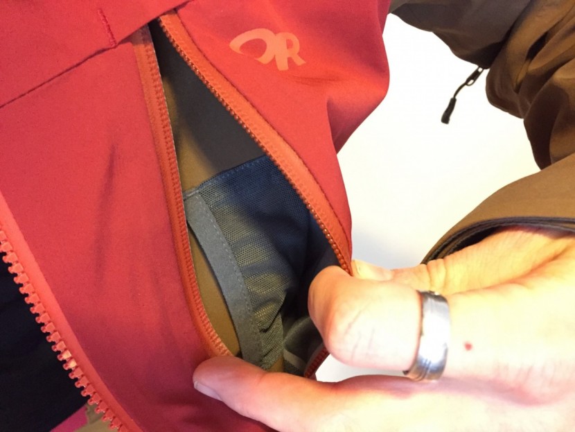 outdoor research skyward ii - the chest pocket has a mesh sleeve to keep your phone or music...