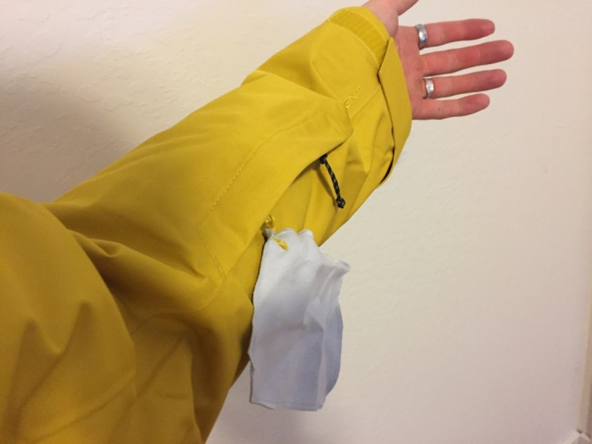 ski jacket men - the sleeve pocket is great for a ski pass, plus it has an attached...