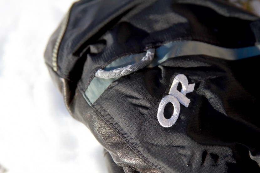 outdoor research alti mitt for women - the carabiner loop is conveniently located on the top of the glove...