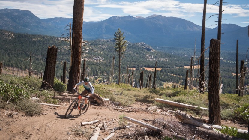 kona hei hei trail - climbing is comfortable and efficient aboard the hei hei trail.