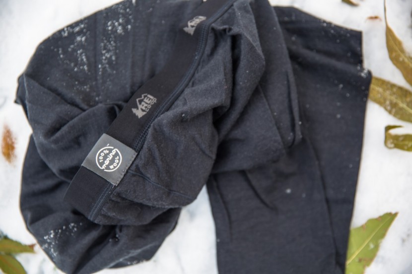 long underwear men - 100% merino. the stamp of a quality fiber that will perform well