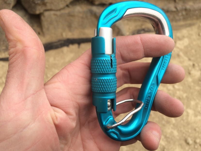 edelrid hms bulletproof triple fg - the gate of this locker is really difficult to open with only one...