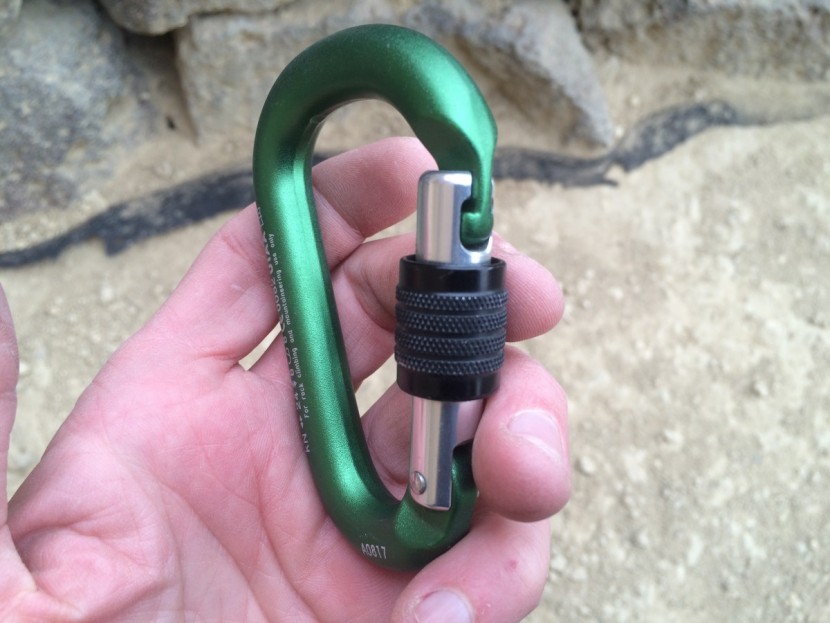 metolius element - while the screw gate is easy to use, spins smoothly, and is no...