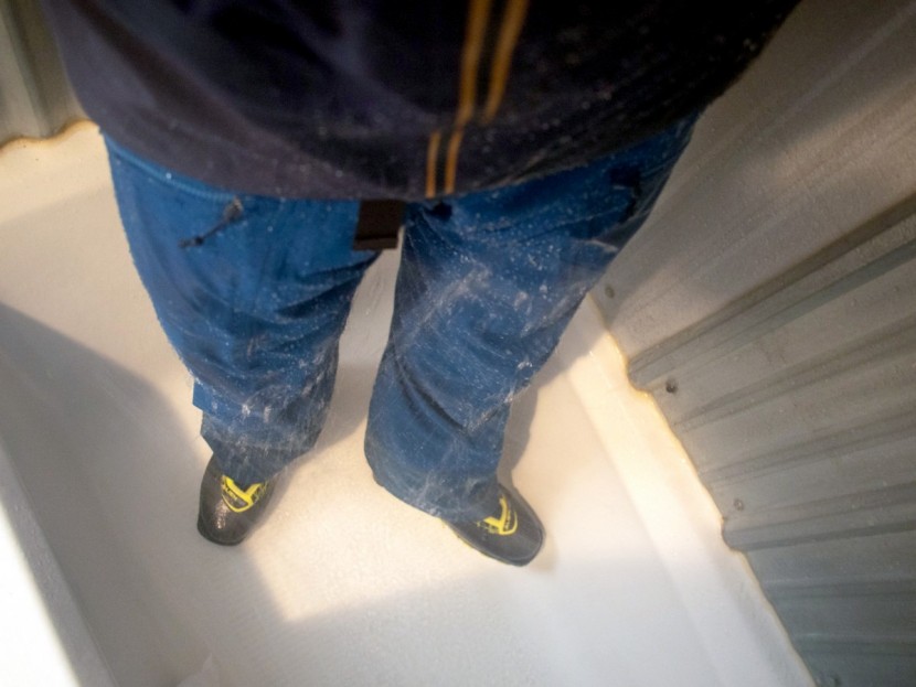 patagonia descensionist - with some skepticism of the &quot;waterproof&quot; nature of these pants, we...