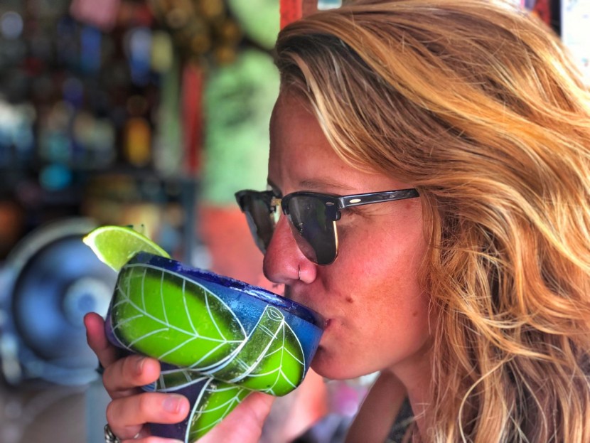 ray-ban clubmaster classic - enjoy your chic new look while sipping on a tasty margarita.