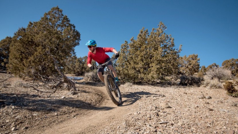 oakley flight jacket - comfortable glasses allow you to focus on the trail ahead of you...