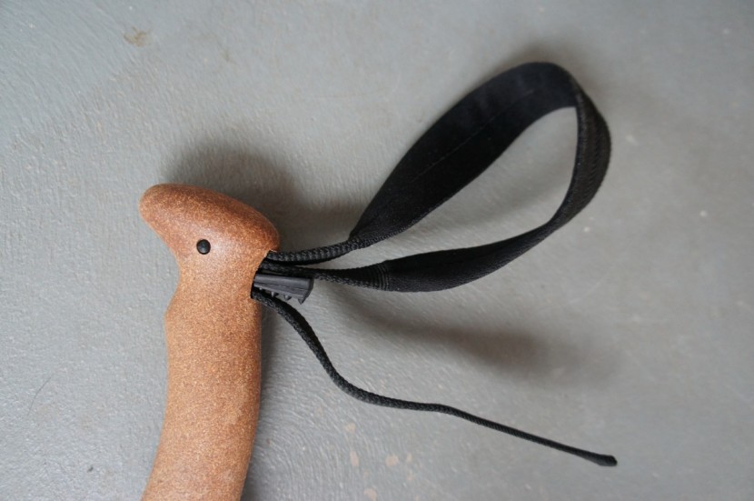 rei co-op traverse power lock cork for women - the grip of the traverse shown with the block pulled out (using...