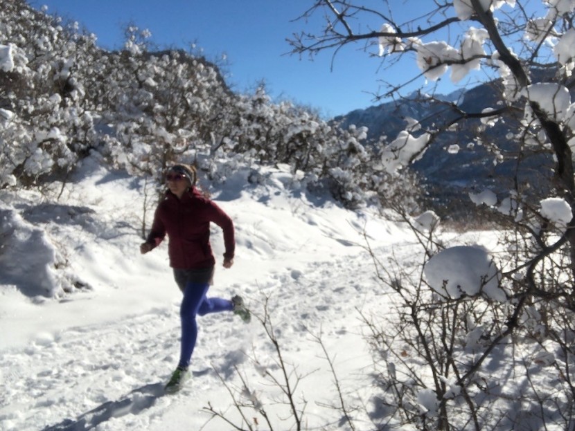 outdoor research refuge hoody for women - winter running? hiking? climbing? hanging out? this cute and...