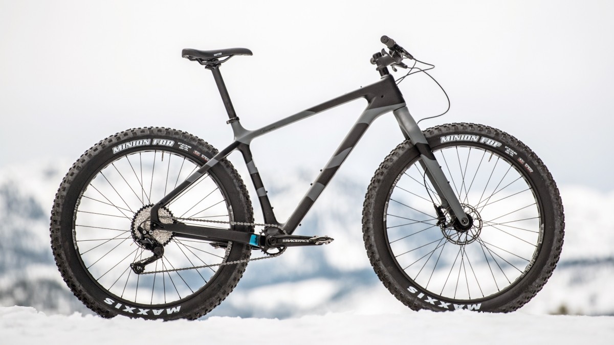 Salsa Beargrease Carbon Deore Review (The Beargrease has a great middle of the road fat bike geometry and performs well all-around as result.)