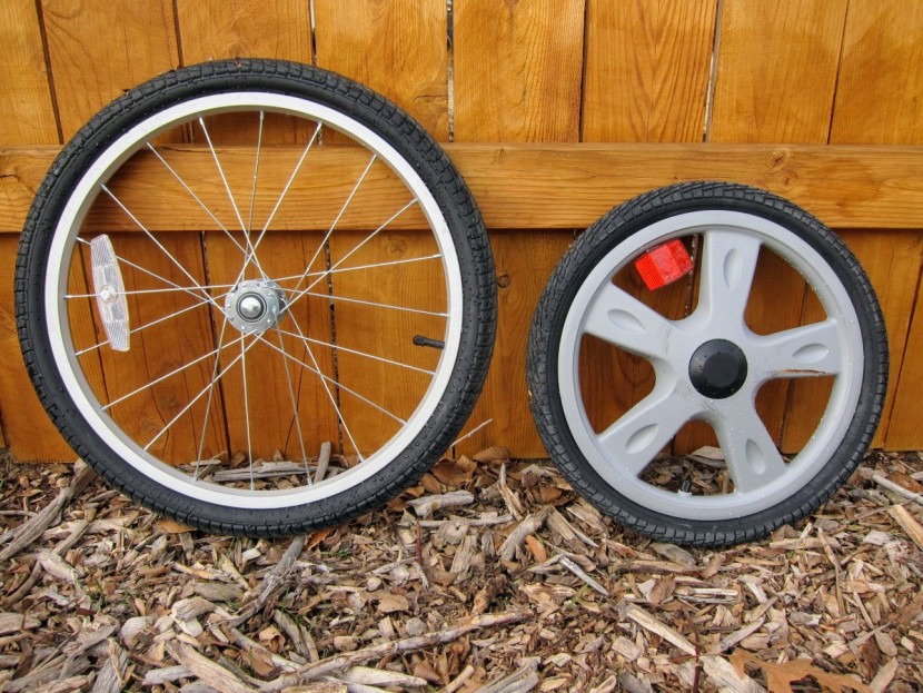 schwinn echo - the schwinn&#039;s 20&quot; wheels (left) made for a smoother ride than the...