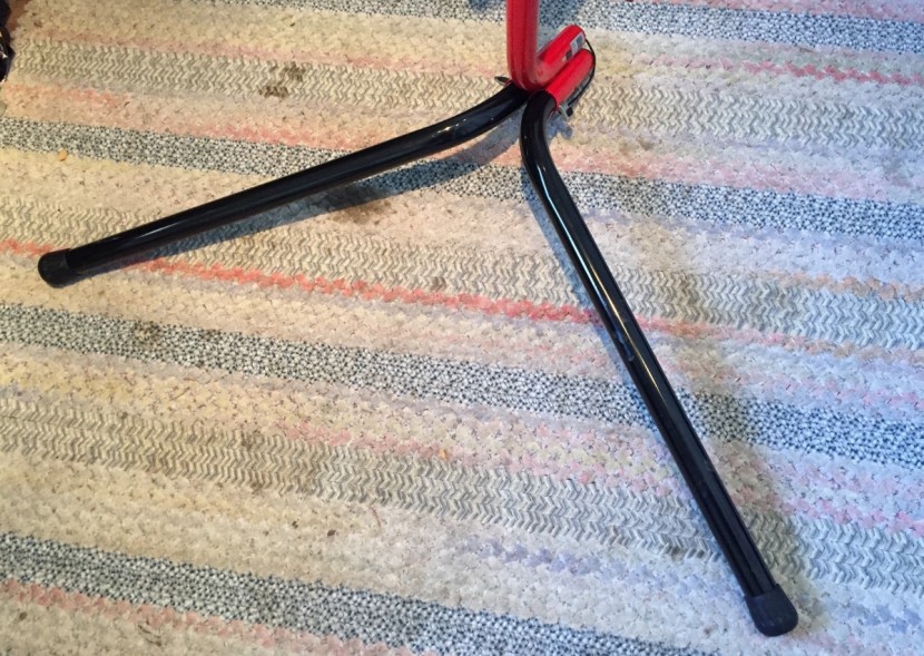 feedback sports recreational - the legs fold down to make a three-point stance, and the clamp arm...