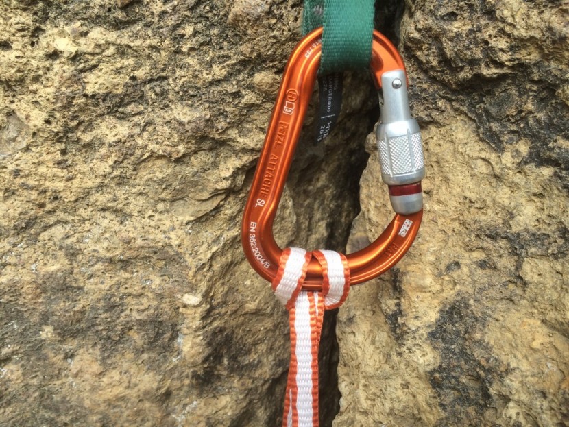 climbing slings - a girth hitch is a very common knot, and a simple way to join one...