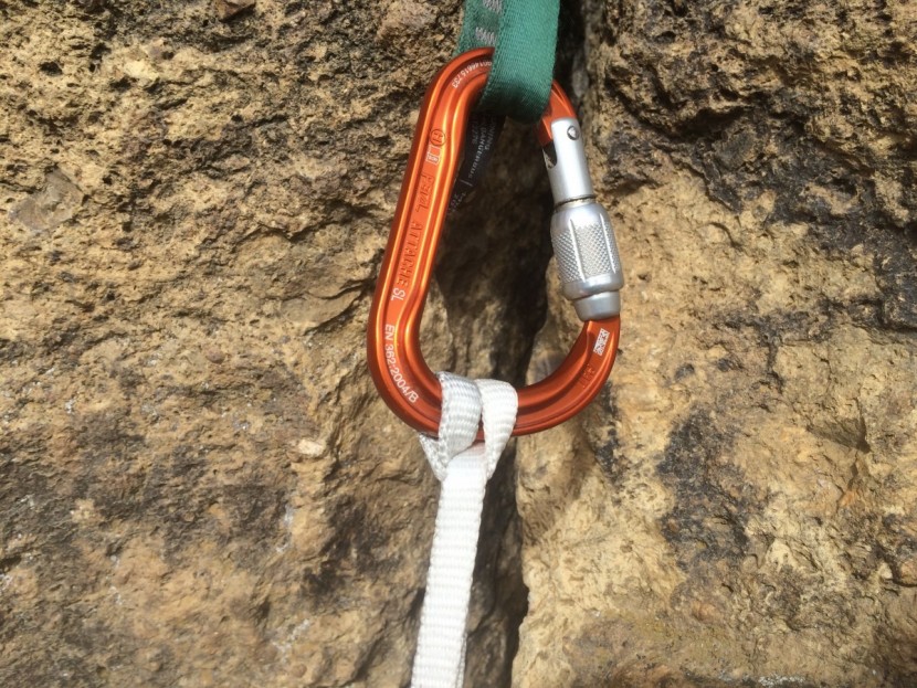 petzl pur&#039;anneau sling - tying knots in this supple sling in a cinch, although its thin...