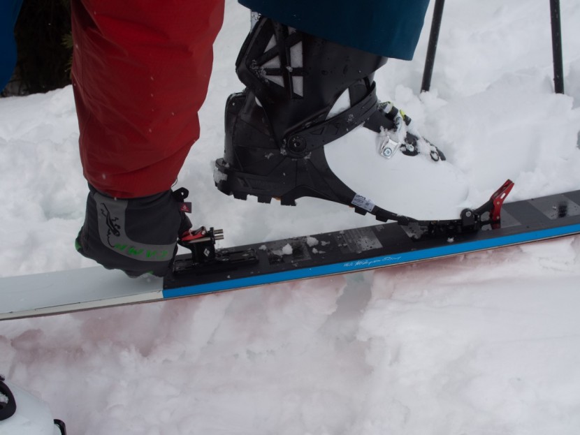 black diamond helio 180 - the red flap on the top of the helio heel simply prevents you from...