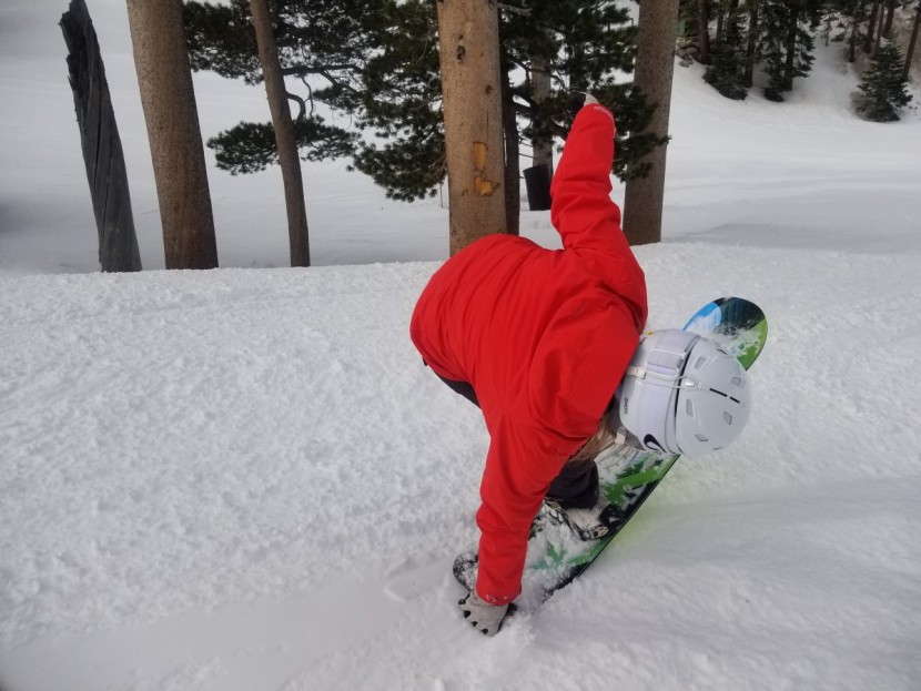 snowboard womens - the hel yes offers a super fun, playful ride.