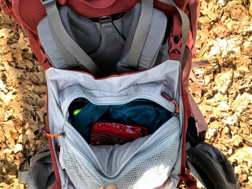 items in the lid can also be pulled out from the underside.