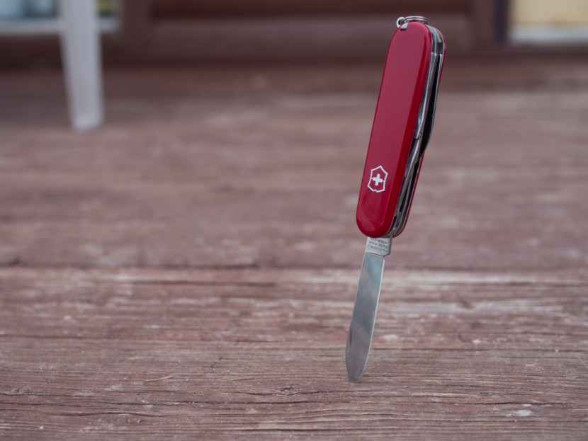 victorinox climber - next to "modern" knives, the climber blade is slender and dainty...