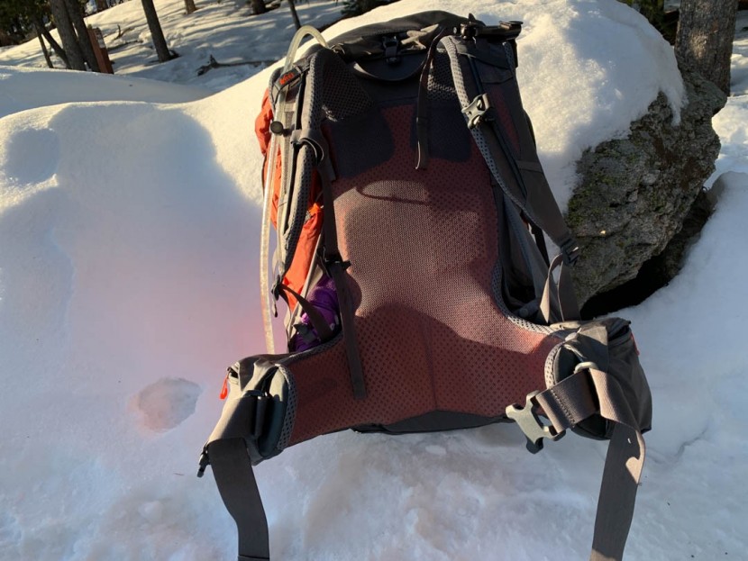 rei co-op flash 45 for women - in order to save weight, the flash 45 doesn&#039;t have any torso or hip...