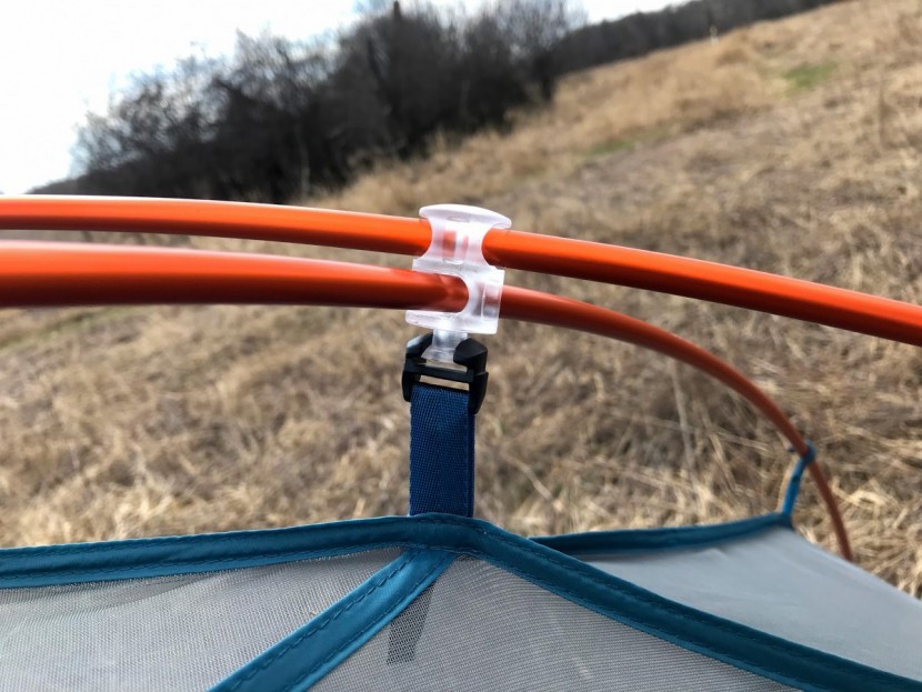 kelty dirt motel 2 - a closeup of the pole hub and tent canopy connector.