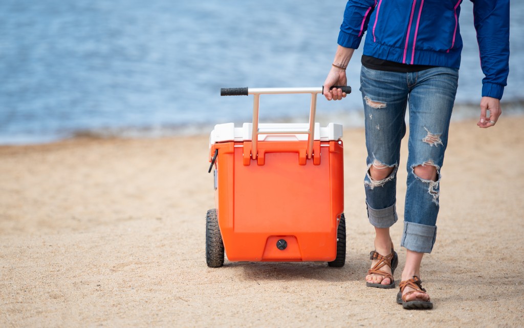 Best rolling cooler store for beach sand