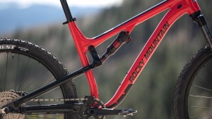 Rocky mountain 2025 thunderbolt a10