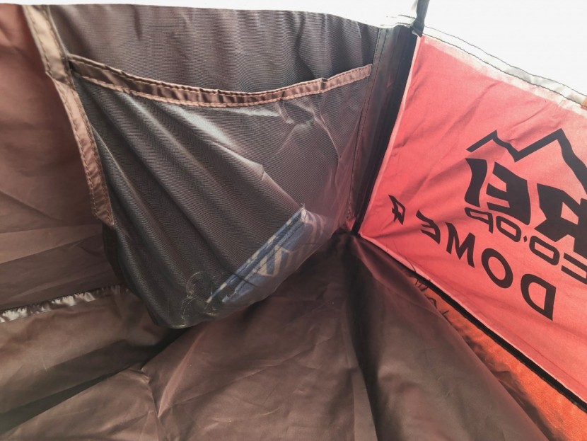 rei co-op camp dome 4 - fairly standard-sized pockets in each corner of the camp dome 4.