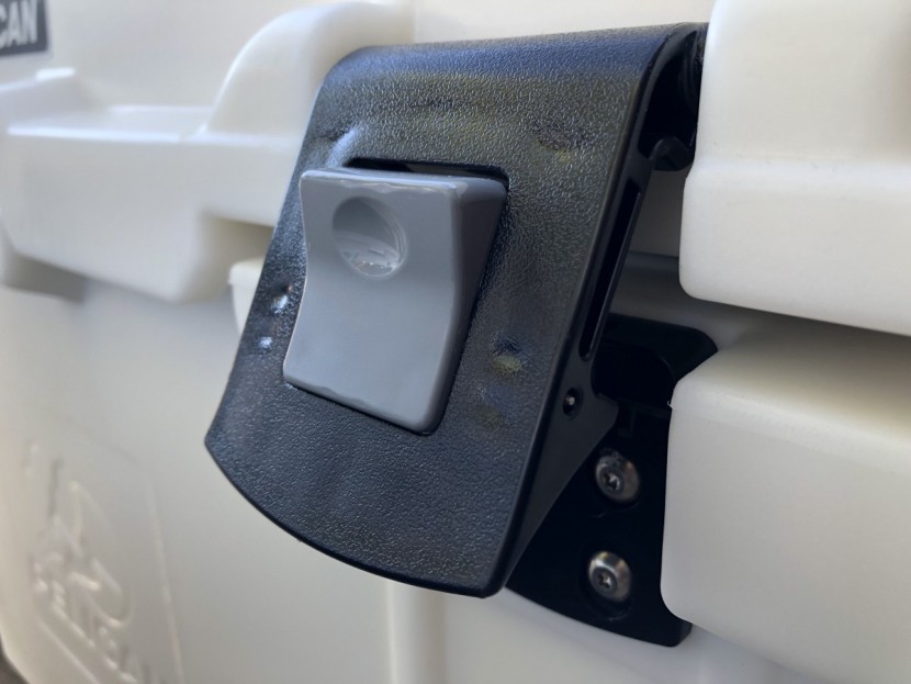 pelican elite wheeled - we love the pelican&#039;s  easy to use latches.