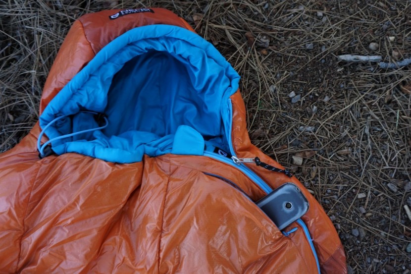 nemo kyan 35 - the kyan has an inconspicuous zippered stash pocket on the outside...