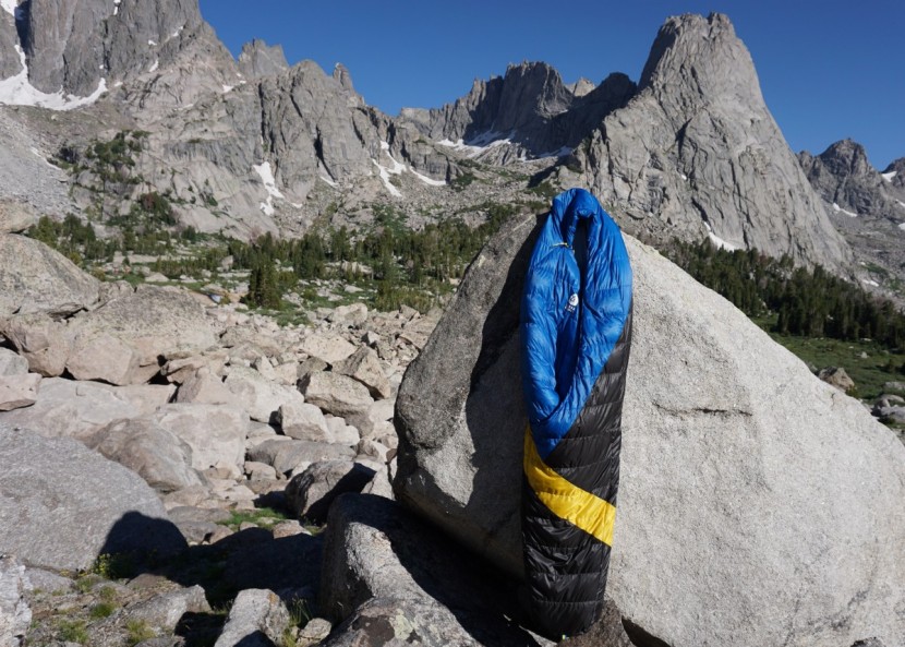 sierra designs cloud 20 - we don&#039;t think the drafty closure flap makes a lot of sense in the...