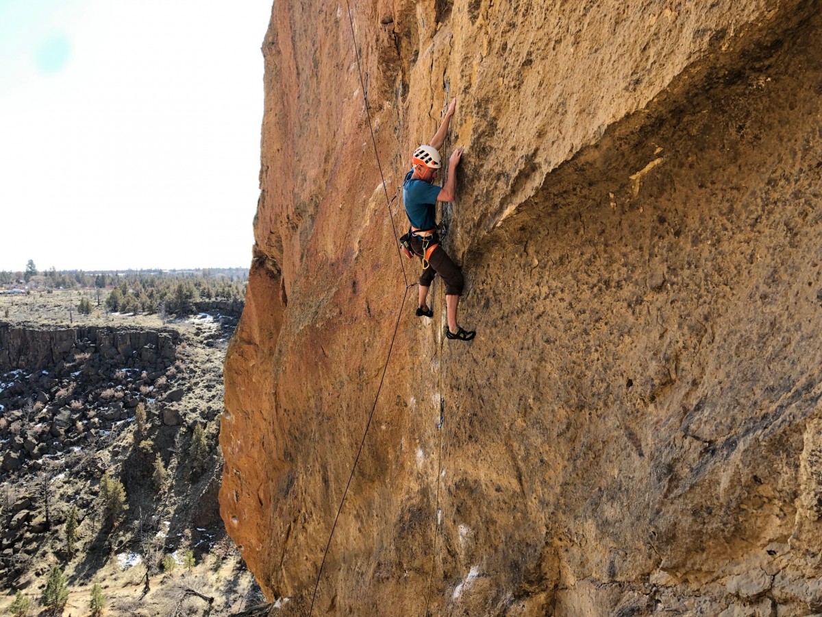 Petzl Meteor Review (Climbing a route on the welded tuff of Smith Rock while wearing the lightweight Petzl Meteor. The...)