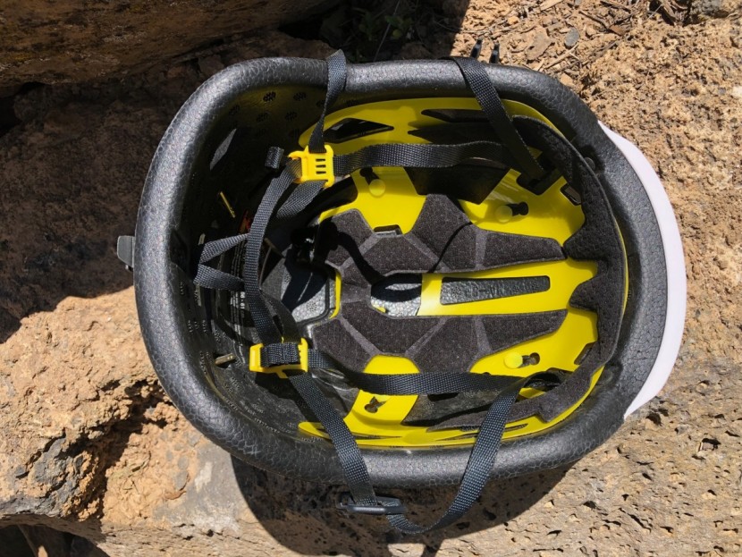 mammut wall rider mips - the inside of the wall rider mips has felt pads that cushion the...