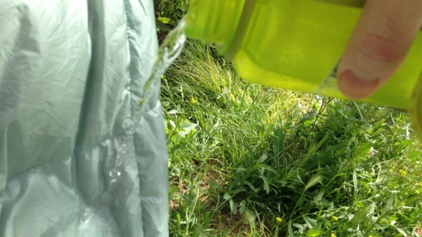 therm-a-rest vesper 32 - the vesper 32 fabric didn&#039;t seem to have as strong a dwr coating as...