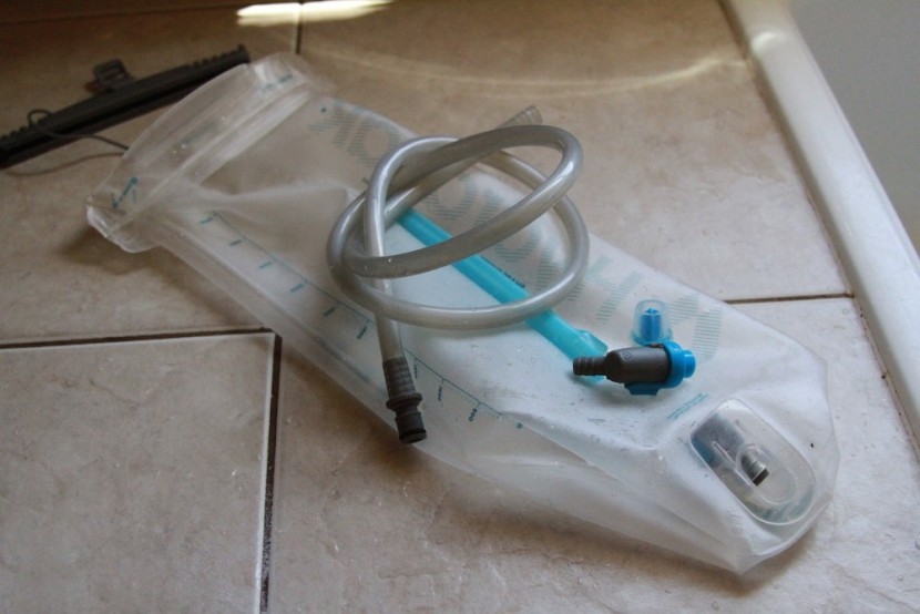 hydrapak shape-shift reservoir - all parts can be disconnected for easy care. the bladder can be...